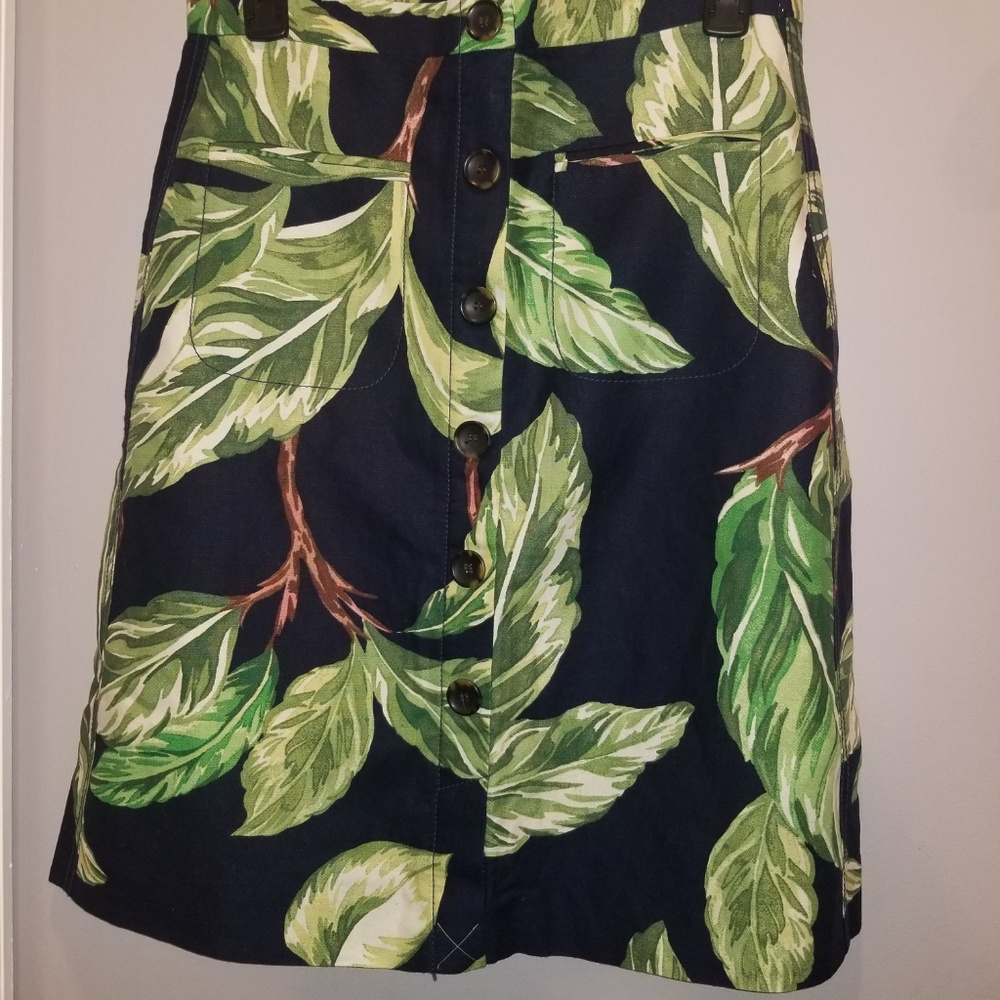 NWT Ann Taylor Amalfi Button Skirt Retail $89